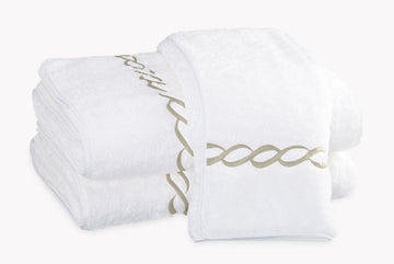 Matouk Classic Chain Towels